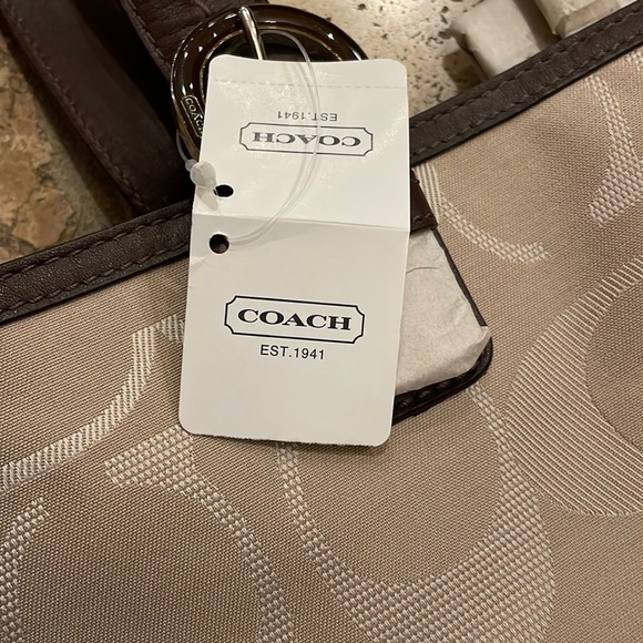 NWT Coach handbag, neutral - Picture 6 of 7